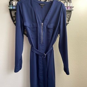 Express dress with belt